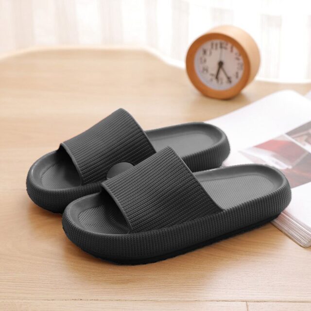 Super Comfy Thick Anti-Slip House Slippers - Funiyou